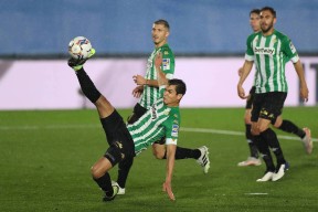 贝博网页版 -包含赛后毕尔巴鄂竞技备战西甲；止住颓势细节曝光；气氛紧张；赛程密集仍需轮换的词条