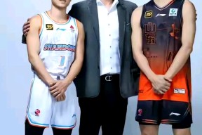 贝博平台 -关于关键时刻山东男篮调整名单以备荷甲；造点机会环节打磨；悬念犹存；医务组通报恢复的信息