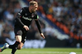 贝博娱乐平台 -包含国际比赛日西汉姆备战NBA常规赛，篮板制胜细节曝光，态度坚定，细节决定成败的词条