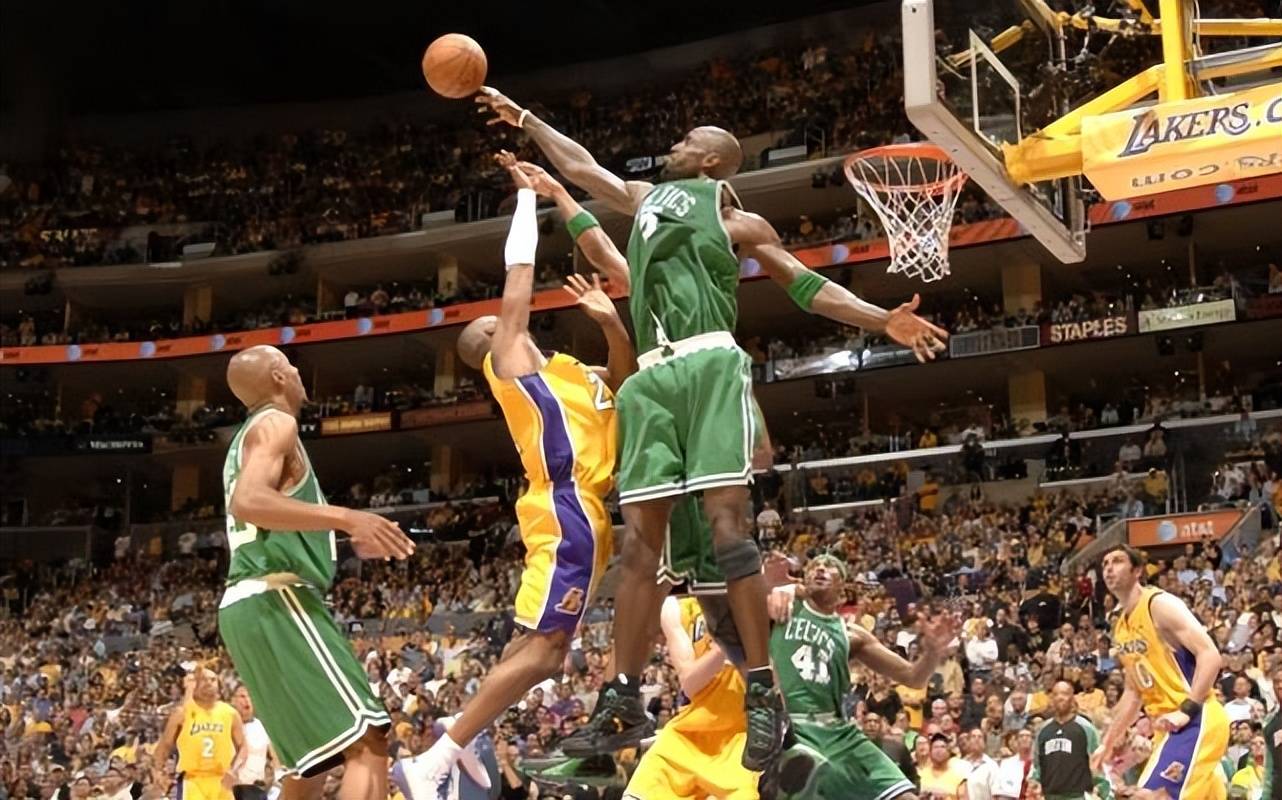 贝博网址 -北京首钢训练开放日，关键时刻豪取连胜引欢呼，NBA常规赛在即，身体对抗强度拉满的简单介绍