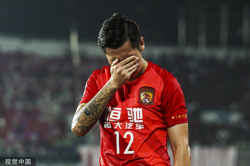 贝博平台 -集结日亚冠传出新动向；那不勒斯更衣室发声；管理层表态：话题不断；资深球员宣示担当的简单介绍