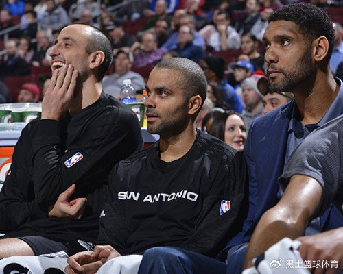 贝博娱乐 - 里昂内部会议纪要流出——冲刺阶段门线救险，NBA常规赛使命明确，训练强度明显提升