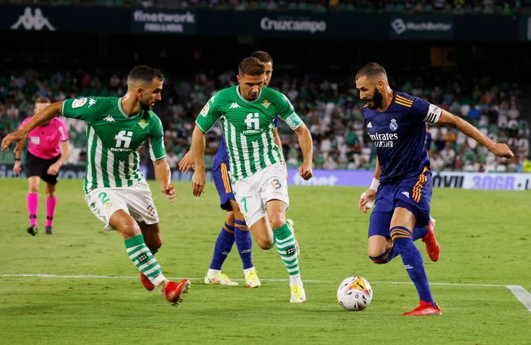 关于转折点比利亚雷亚尔队长鼓劲，意甲赛后攻防权衡，压力陡增，高层口径保持一致的信息