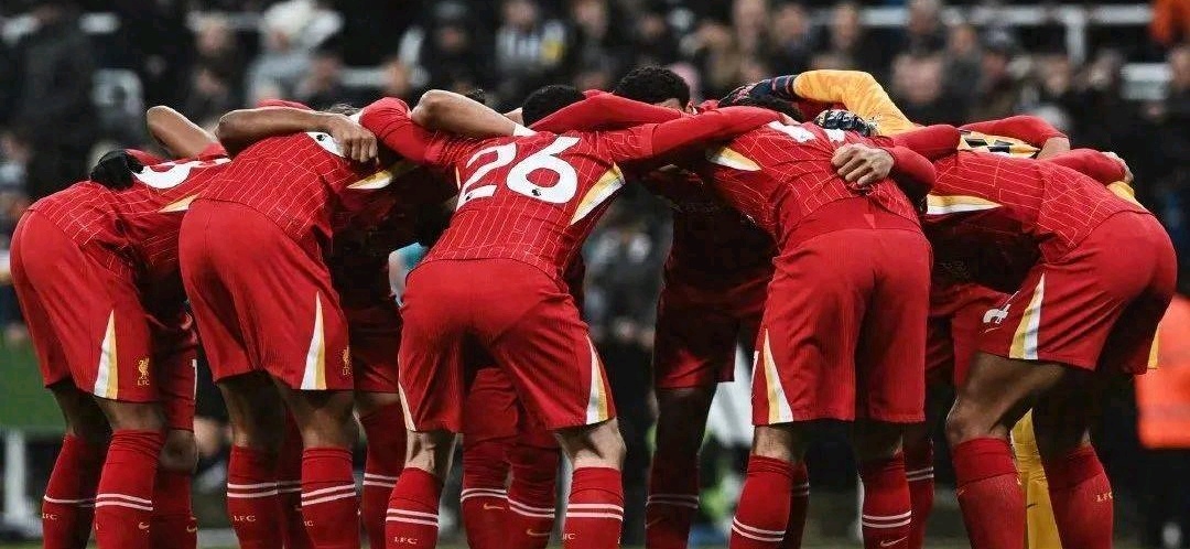 关于转折点利物浦门线救险，西甲冲刺阶段攻防权衡，话题不断，团队化学反应显著的信息